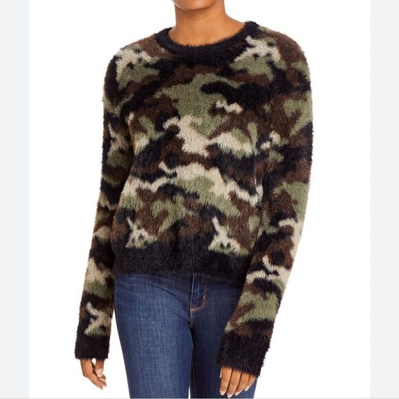 Bella Dahl soft & fuzzy camouflage cropped sweater, crew neck, size Small - Picture 5 of 10